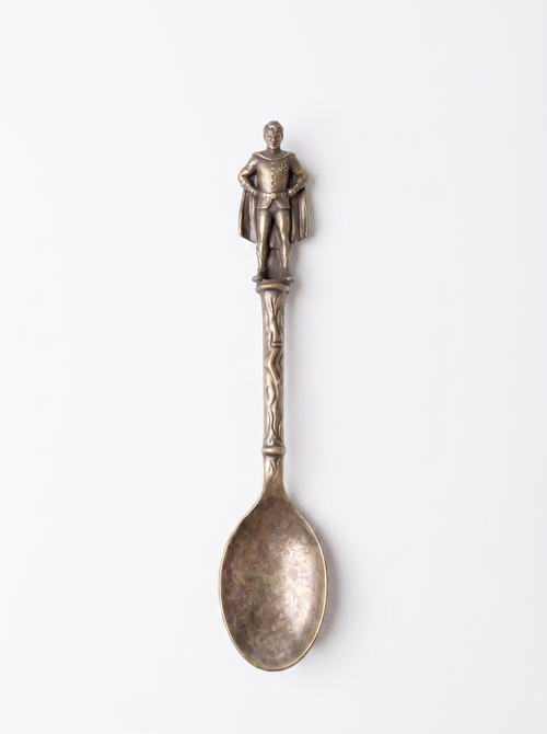 Robin Stirring Spoon